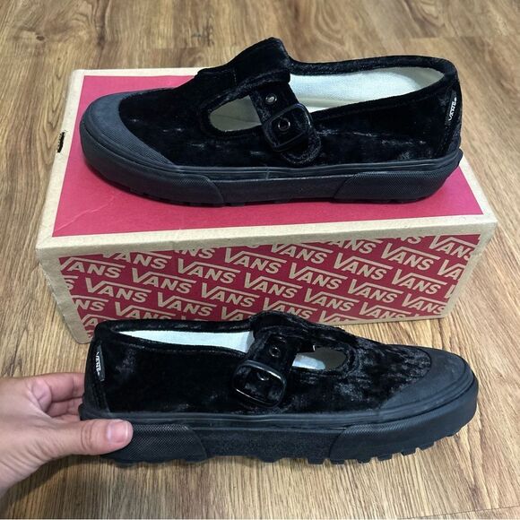 VANS off the wall Mary Jane black velvet shoes sneakers women’s 8 new - Picture 7 of 7